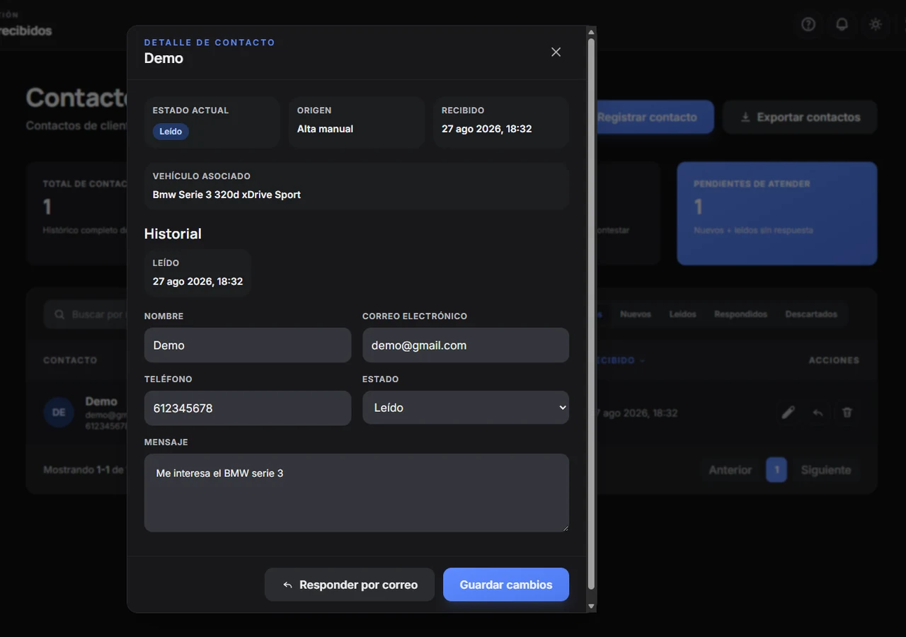 Detalle de un contacto con su vehículo asociado y seguimiento en Kavirauto
