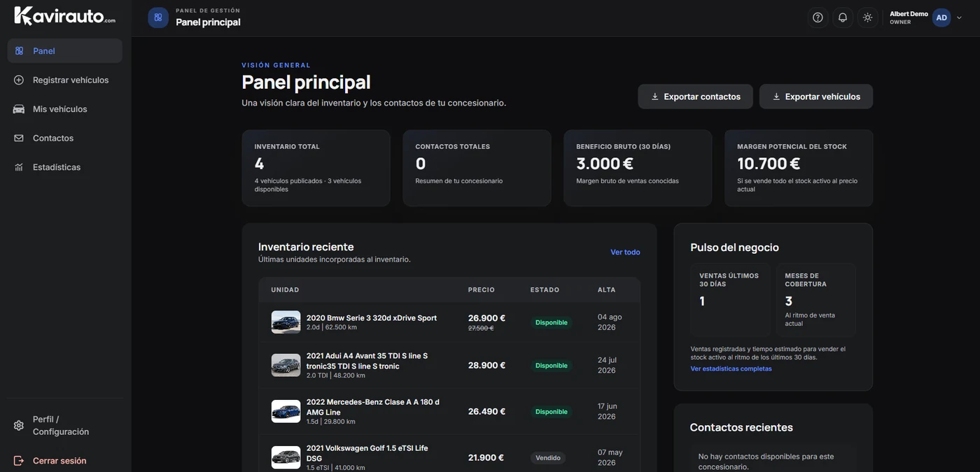 Panel principal de Kavirauto para gestionar el inventario y los contactos del concesionario